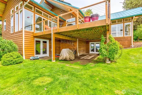 Exterior - 14 J Everett Way, Everett, WA 98204 photo 7 of 7