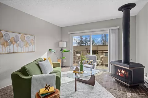5842 NE 75th St #C306, Seattle, WA 98115