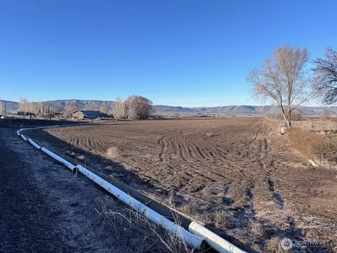 1421 Cleman Rd, Ellensburg, WA 98926