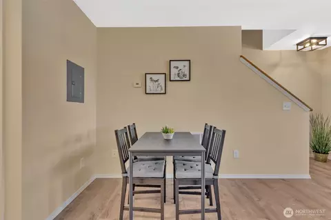 Dining - 9480 Olson Pl SW #E, Seattle, WA 98106 photo 4 of 6