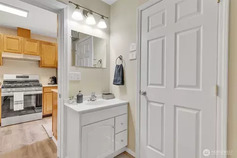 Other - 9480 Olson Pl SW #E, Seattle, WA 98106 photo 4 of 11