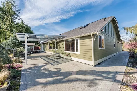 Exterior - 82 Lone Eagle Ln, Sequim, WA 98382 photo 1 of 8