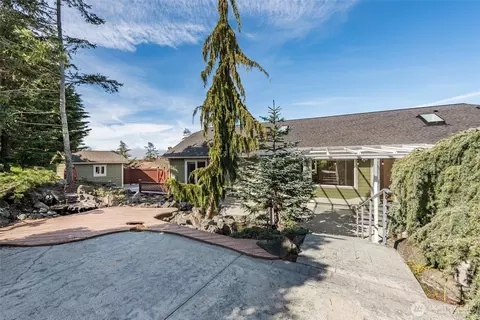 Exterior - 82 Lone Eagle Ln, Sequim, WA 98382 photo 7 of 8