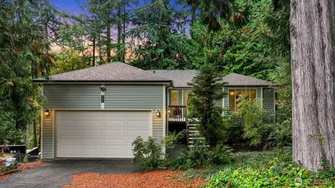 323 Sudden Valley Dr, Bellingham, WA 98229