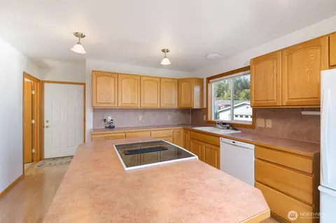 305 W Eunice St, Sequim, WA 98382 photo 30