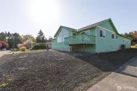 305 W Eunice St, Sequim, WA 98382 photo 3