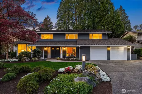 5320 Lansdowne Ln, Mercer Island, WA 98040