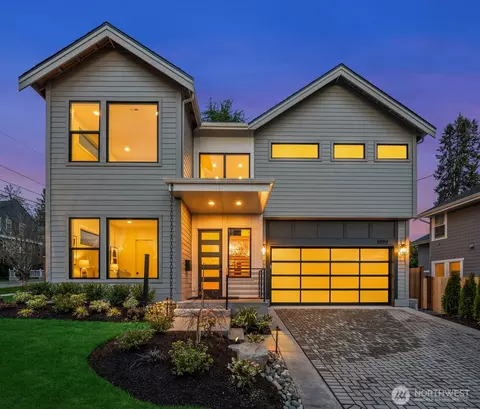 5520 43rd Ave NE, Seattle, WA 98105