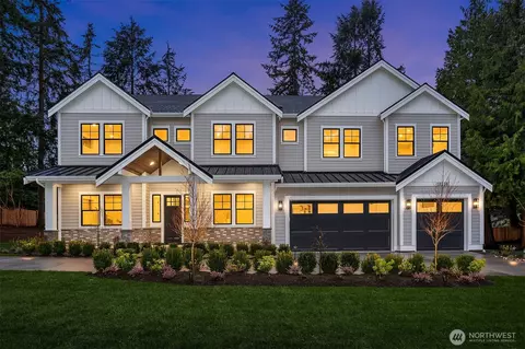 13216 NE 54th Pl, Bellevue, WA 98005