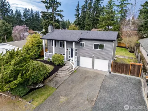 6519 180th St SW, Lynnwood, WA 98037