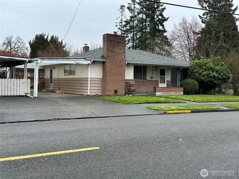 627 7th Ave SW, Puyallup, WA 98371