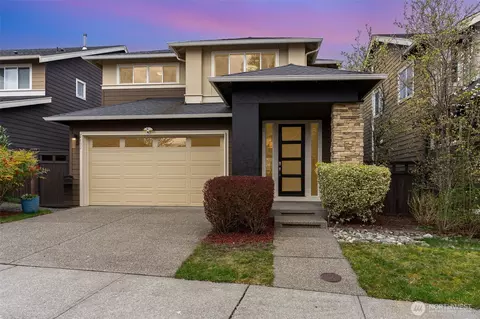 Exterior - 2617 123rd Pl SE, Everett, WA 98208 photo 2 of 9