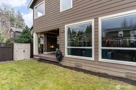 Exterior - 2617 123rd Pl SE, Everett, WA 98208 photo 5 of 9