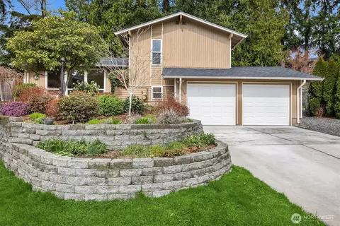 225 218th Pl SW, Bothell, WA 98021