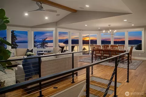 9330 62nd Pl W, Mukilteo, WA 98275