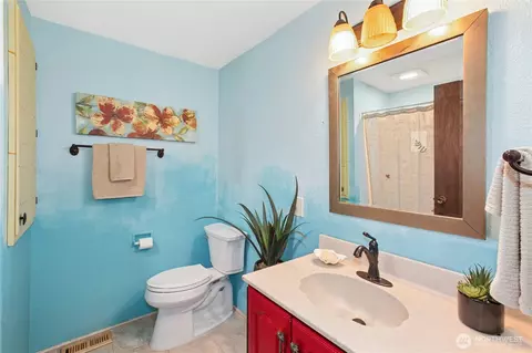 Bath - 21826 1st Ave W, Bothell, WA 98021 photo 2 of 2