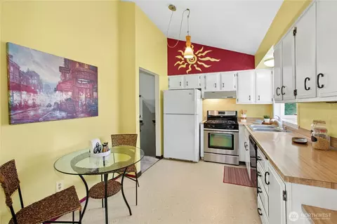 Kitchen - 21826 1st Ave W, Bothell, WA 98021 photo 1 of 2