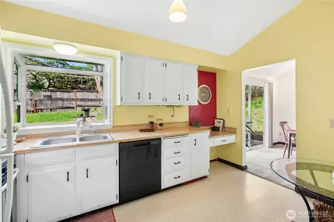 Kitchen - 21826 1st Ave W, Bothell, WA 98021 photo 2 of 2