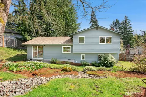 Exterior - 21826 1st Ave W, Bothell, WA 98021 photo 6 of 7