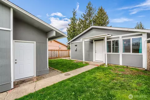 8719 13th Pl NE, Lake Stevens, WA 98258