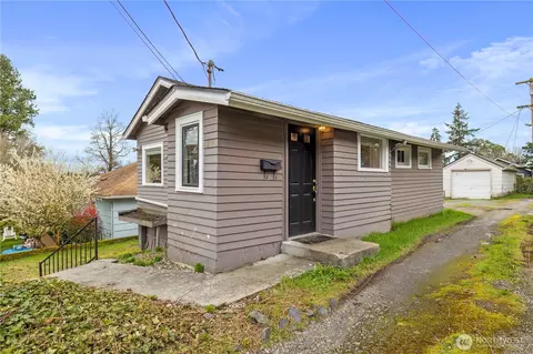 3107 Coontz St, Bremerton, WA 98312