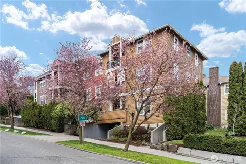 1818 E Denny Way #303, Seattle, WA 98122