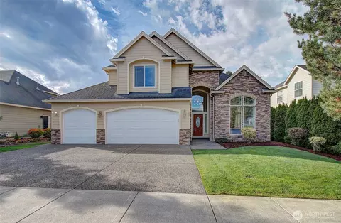 807 NW 150th St, Vancouver, WA 98685