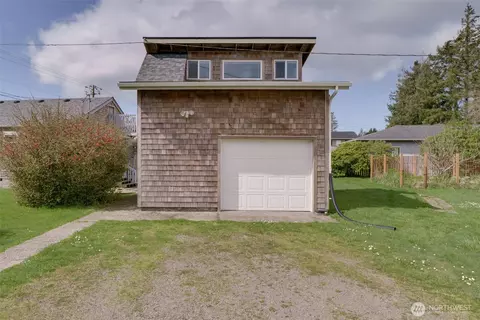 808 Spruce St E, Ilwaco, WA 98624 photo 28