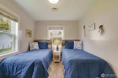 808 Spruce St E, Ilwaco, WA 98624 photo 22