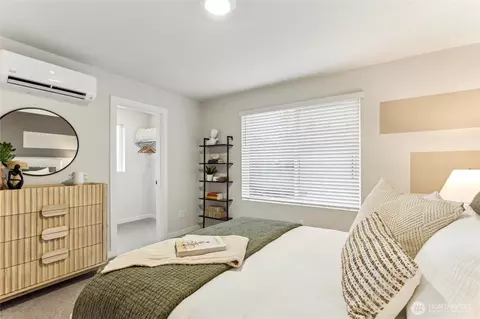 Bedroom - 19524 16th Ave SE #E2, Bothell, WA 98012 photo 3 of 4