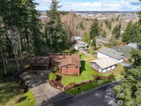 1401 Toledo St, Bellingham, WA 98229