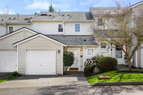 Exterior - 10030 Holly Dr #133, Everett, WA 98204 photo 4 of 4
