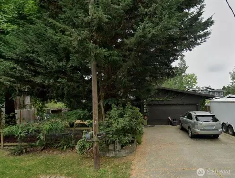 15019 SE 16th St, Bellevue, WA 98007