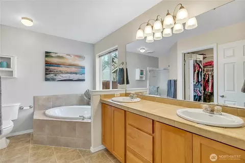 Bath - 19225 205th St E, Orting, WA 98360 photo 2 of 4