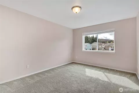 Bedroom - 19225 205th St E, Orting, WA 98360 photo 4 of 4