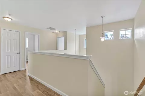 Entry Way - 19225 205th St E, Orting, WA 98360 photo 3 of 3
