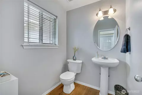 Bath - 19225 205th St E, Orting, WA 98360 photo 1 of 4