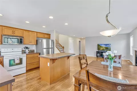 Kitchen - 19225 205th St E, Orting, WA 98360 photo 5 of 5