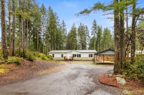 171 NE Hilltop Pl, Tahuya, WA 98588