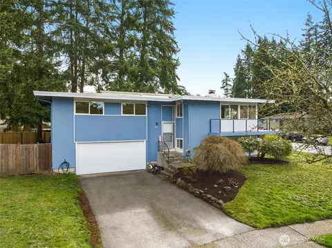 18211 59th Pl W, Lynnwood, WA 98037