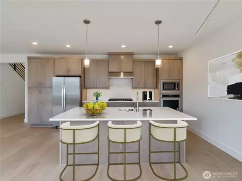 Kitchen - 23922 38th Ave SE, Bothell, WA 98021 photo 1 of 2