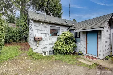119 NE 80th St, Seattle, WA 98115