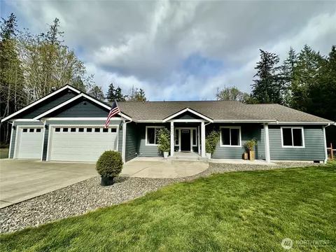 8402 SE Lynch Rd, Shelton, WA 98584