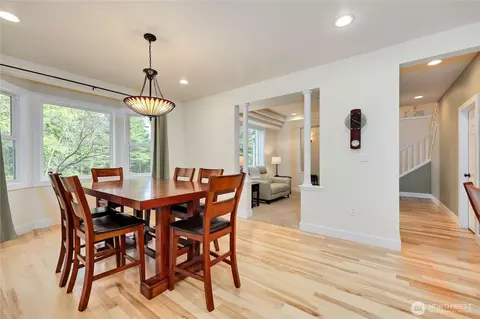 Dining - 41 Buck Ct, Sequim, WA 98382 photo 4 of 4
