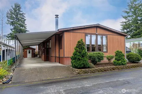2000 192nd St SE #103, Bothell, WA 98012