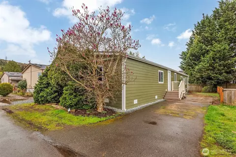 15920 56th St E #10A, Sumner, WA 98390