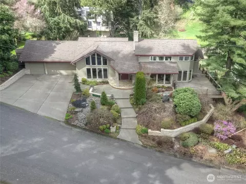 1916 Lakewood Dr SE, Olympia, WA 98501