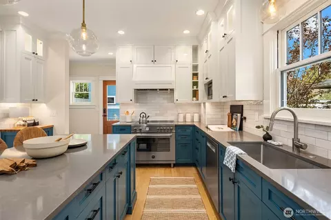 Kitchen - 1111 19th Ave E, Seattle, WA 98112 photo 2 of 5
