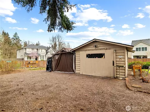 Exterior - 725 232nd St SE, Bothell, WA 98021 photo 12 of 12