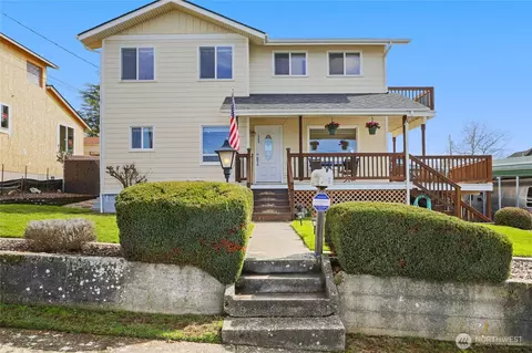 1340 Hayward Ave, Bremerton, WA 98310
